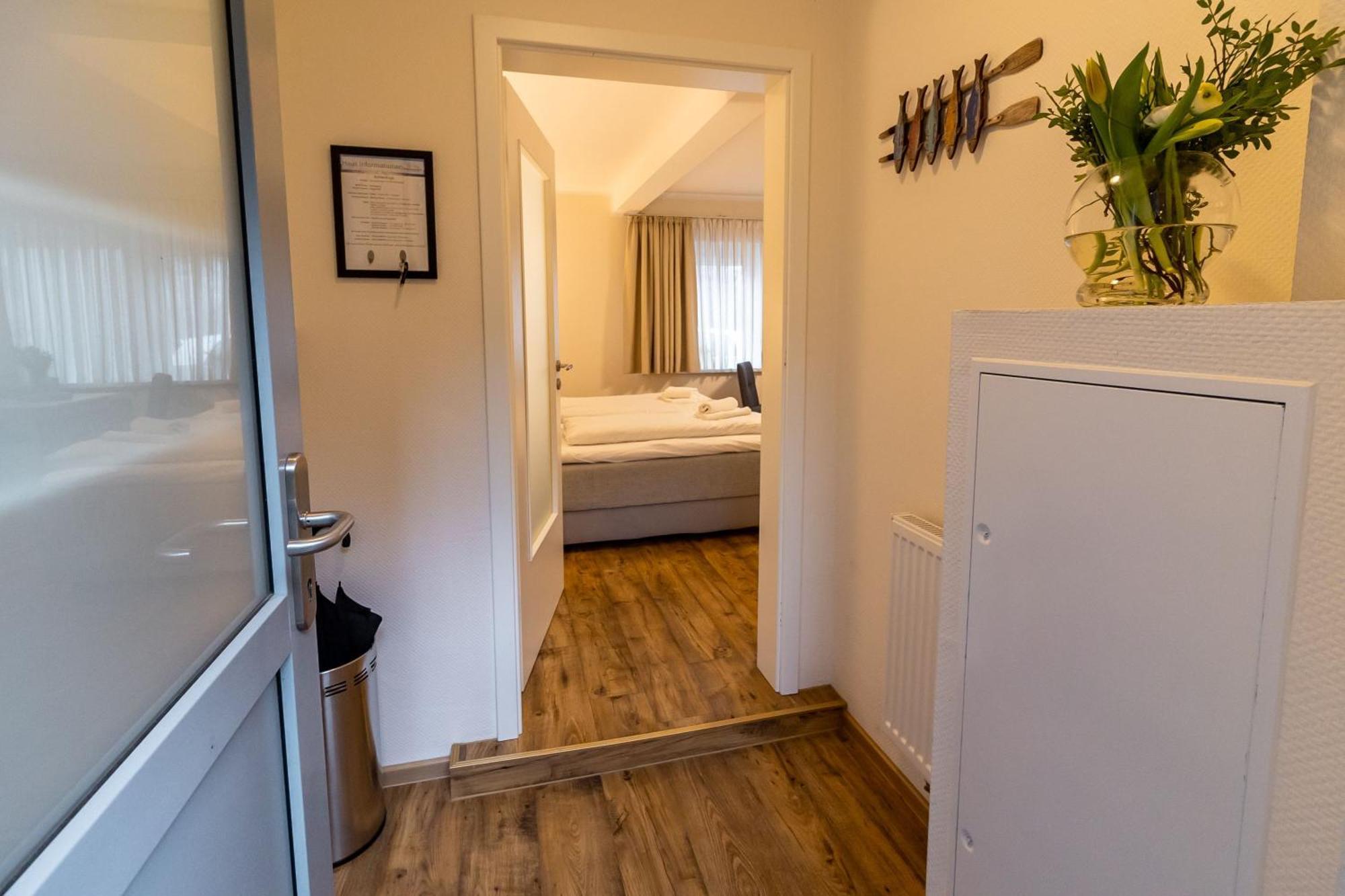 Achterkoje Apartment Greetsiel Ngoại thất bức ảnh