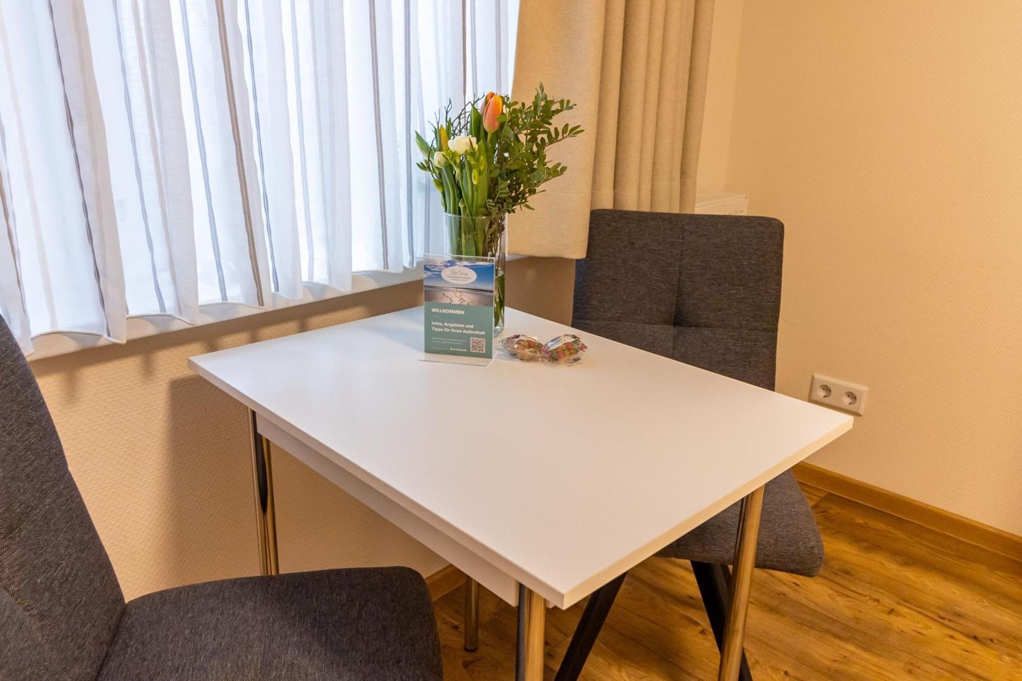 Achterkoje Apartment Greetsiel Ngoại thất bức ảnh